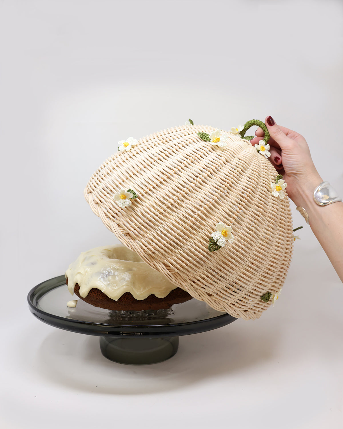 Daisy Rattan Cake Dome