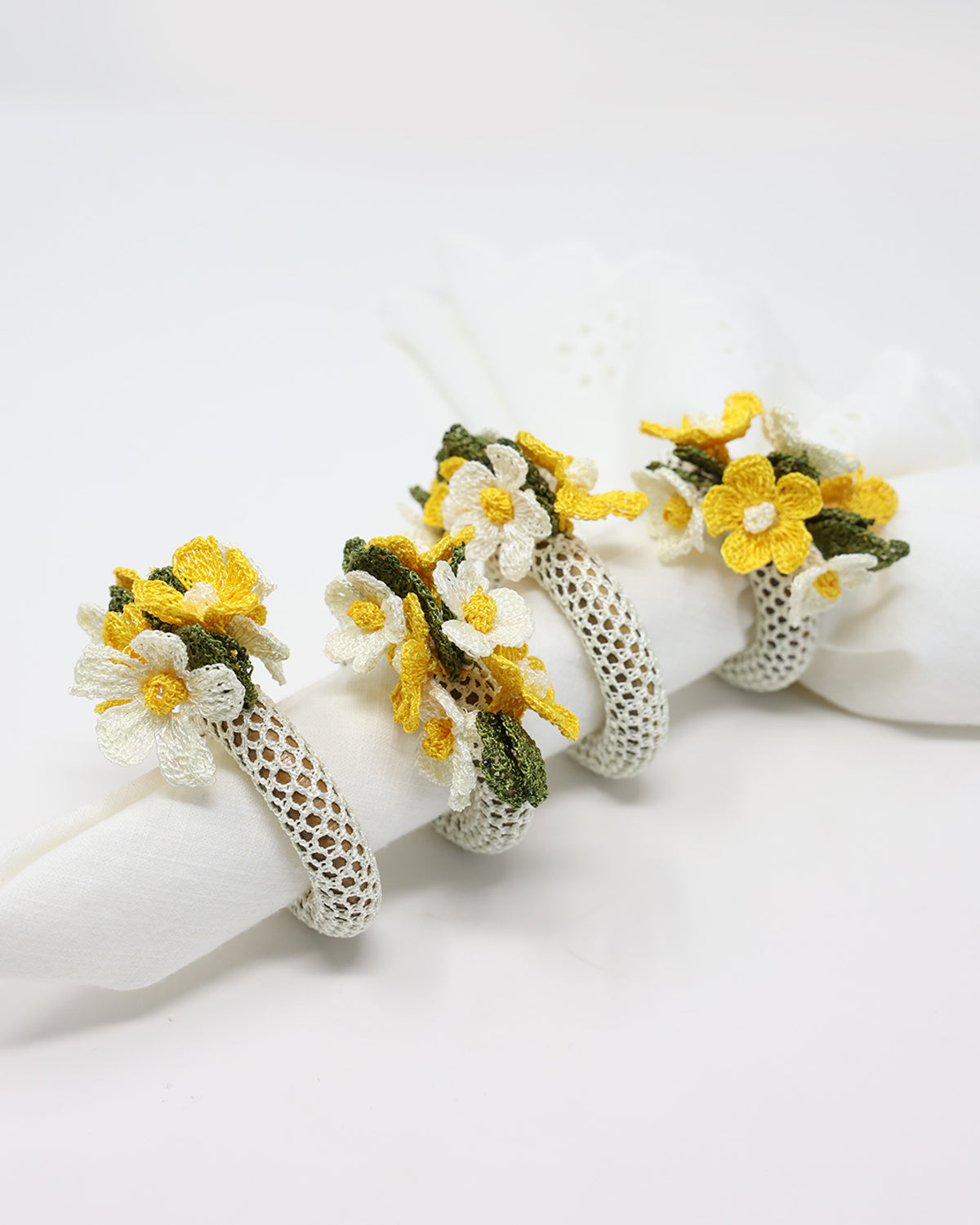 Daisy Napkin Rings - Set of 4